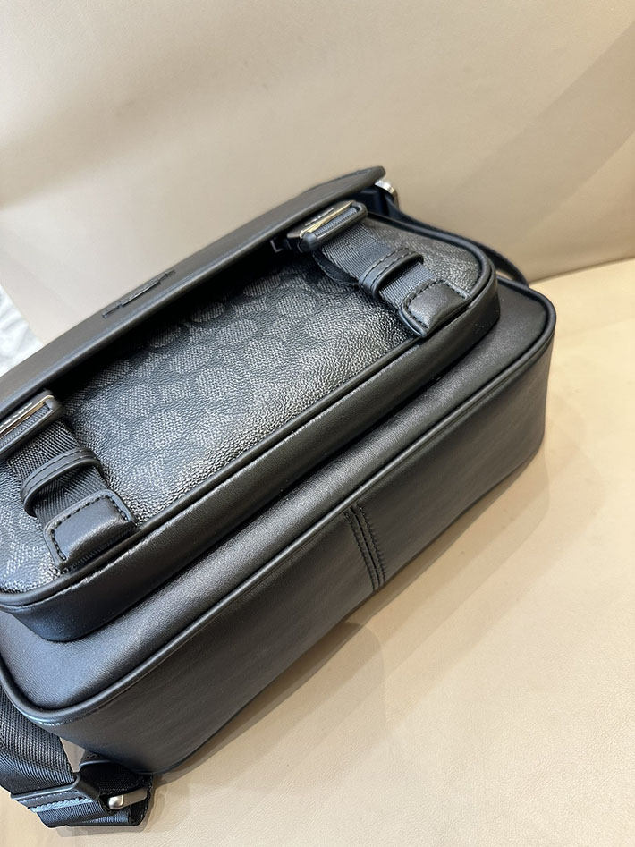 最高級 コーチバッグコピー レーサー メッセンジャー・シグネチャー キャンバス CT716 QBMI5 チャコール/ブラック シルバー金具 コーチ バッグ 斜めがけ 人気メンズ - 画像 (6)