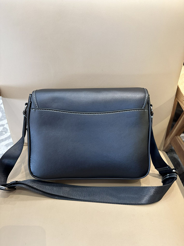 最高級 コーチバッグコピー レーサー メッセンジャー CU110 QB/BK ブラック シルバー金具 コーチ バッグ 斜めがけ 人気メンズ - 画像 (8)