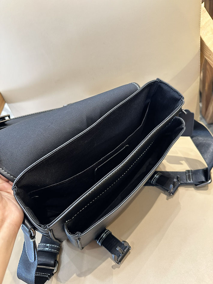 最高級 コーチバッグコピー レーサー メッセンジャー CU110 QB/BK ブラック シルバー金具 コーチ バッグ 斜めがけ 人気メンズ - 画像 (2)