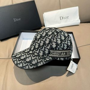 Dior ニューエラ キャップ