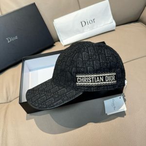 Dior ニューエラ キャップ