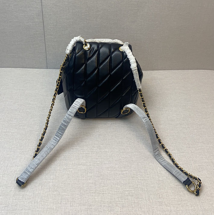 最高級 コーチバッグコピー タビー バックパック・キルティング CU076 B4/BK ブラス/ブラック ゴールド金具 コーチ リュック レディース 人気 - 画像 (6)