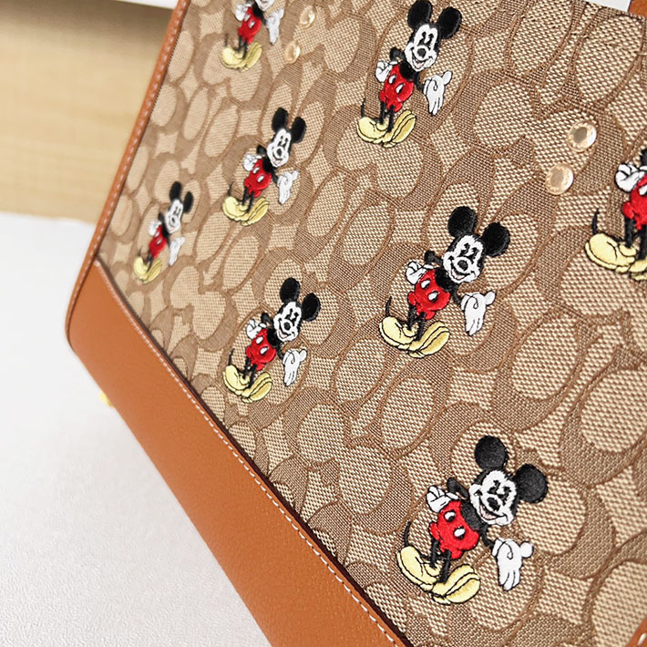 コーチ 【DISNEY X COACH】デンプシー キャリーオール / シグネチャー ジャカード / ミッキーマウス プリント CM198 B4R3U コーチ ディズニー セール - 画像 (5)