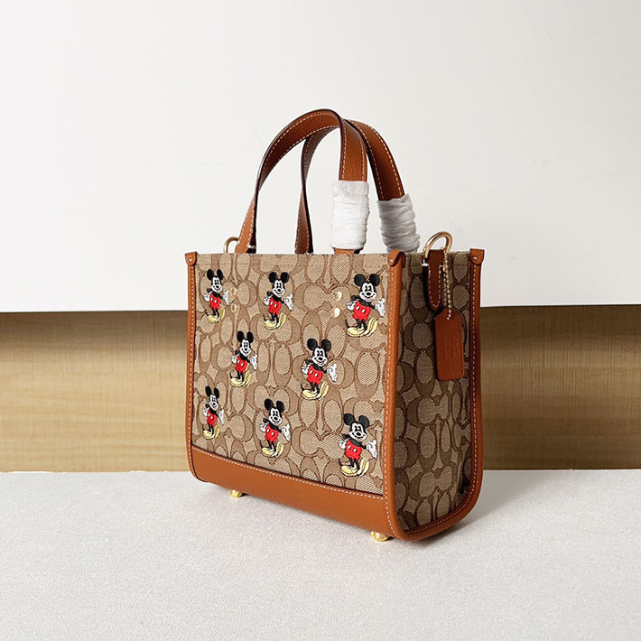 コーチ 【DISNEY X COACH】デンプシー トート 22 / シグネチャー ジャカード / ミッキーマウス プリント CM199 B4R3U コーチ ディズニー セール - 画像 (8)
