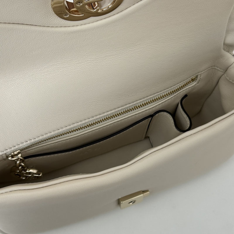 グッチ バッグ 新作 GUCCI GGミラノ ミニ トップハンドルバッグ 806017 AAD5X 9110 ホワイト グッチ ミニハンドバッグ - 画像 (2)