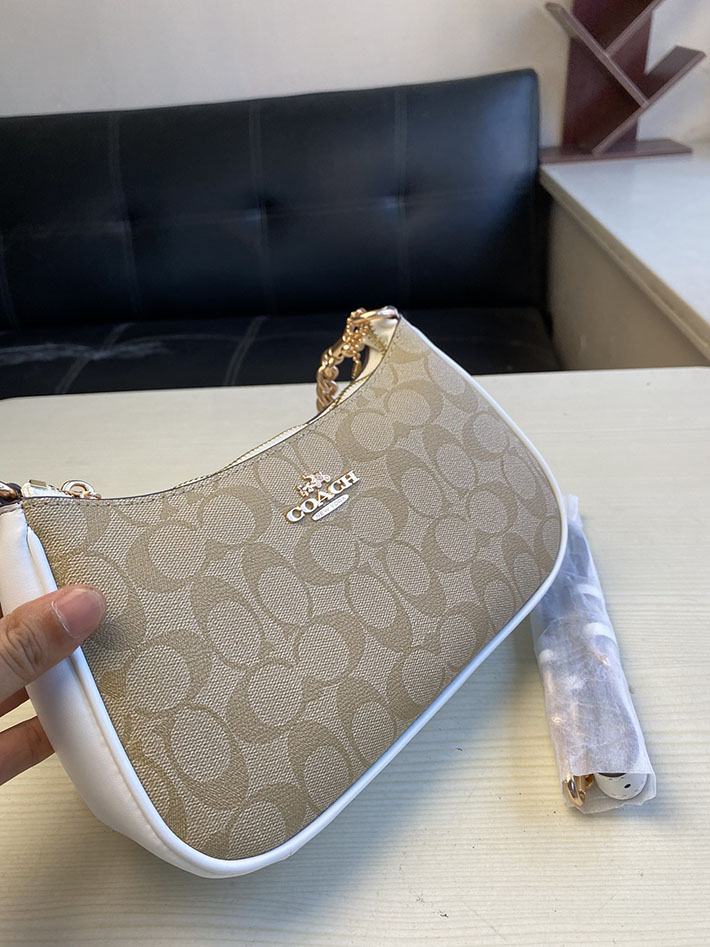 最高級 コーチバッグコピー テリ ショルダー バッグ シグネチャー キャンバス CA548 IMXDM サンド/チョーク ゴールド金具 コーチ ショルダーバッグ 小さめ - 画像 (5)
