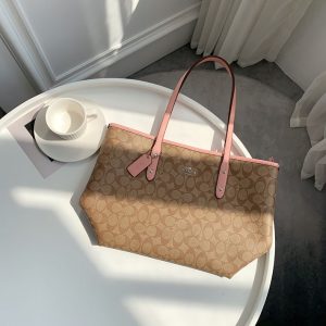 コーチ トートバッグ 人気ランキング