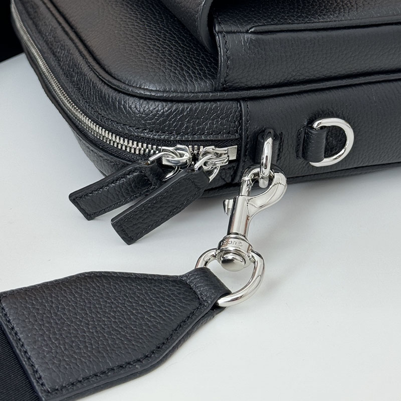 グッチ バッグ 新作 GUCCI ウェブ ストライプ付き スモール クロスボディバッグ 816751 AAEF6 1042 ブラック グッチ ショルダーバッグ メンズ - 画像 (5)