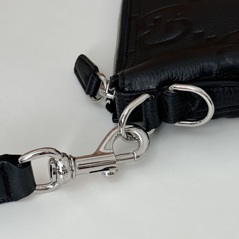 グッチ バッグ 新作 GUCCI グッチB スモール クロスボディバッグ 801887 AAEGD 1042 ブラック ホーボーバッグ メンズ ブランド - 画像 (3)