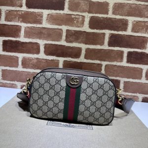 グッチ バッグ メンズ ショルダー