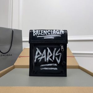 バレンシアガ バッグ メンズショルダー