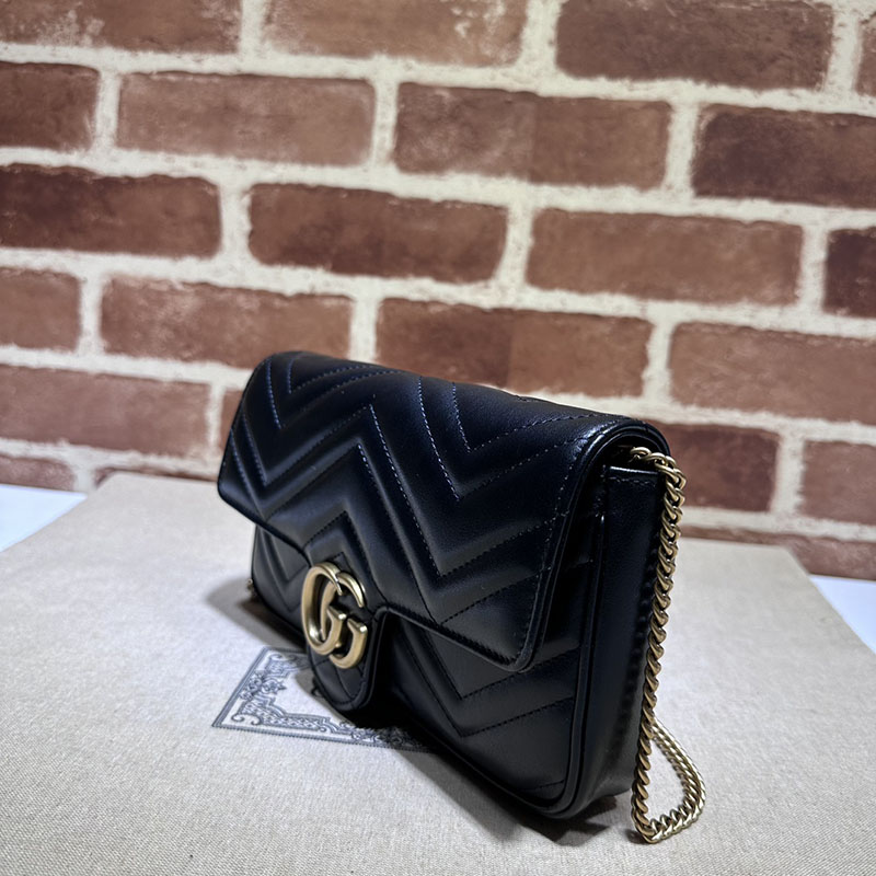 グッチ バッグ 新作 GUCCI GGマーモント スーパーミニバッグ 751526 AACCE 1061 ブラック 流行り廃りのないブランドバッグ - 画像 (9)