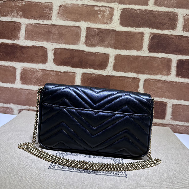 グッチ バッグ 新作 GUCCI GGマーモント スーパーミニバッグ 751526 AACCE 1061 ブラック 流行り廃りのないブランドバッグ - 画像 (8)