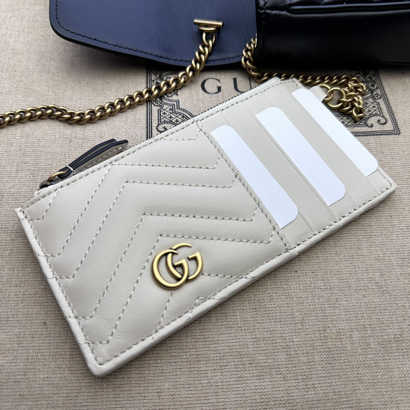 グッチ バッグ 新作 GUCCI GGマーモント スーパーミニバッグ 751526 AACCE 1061 ブラック 流行り廃りのないブランドバッグ - 画像 (4)