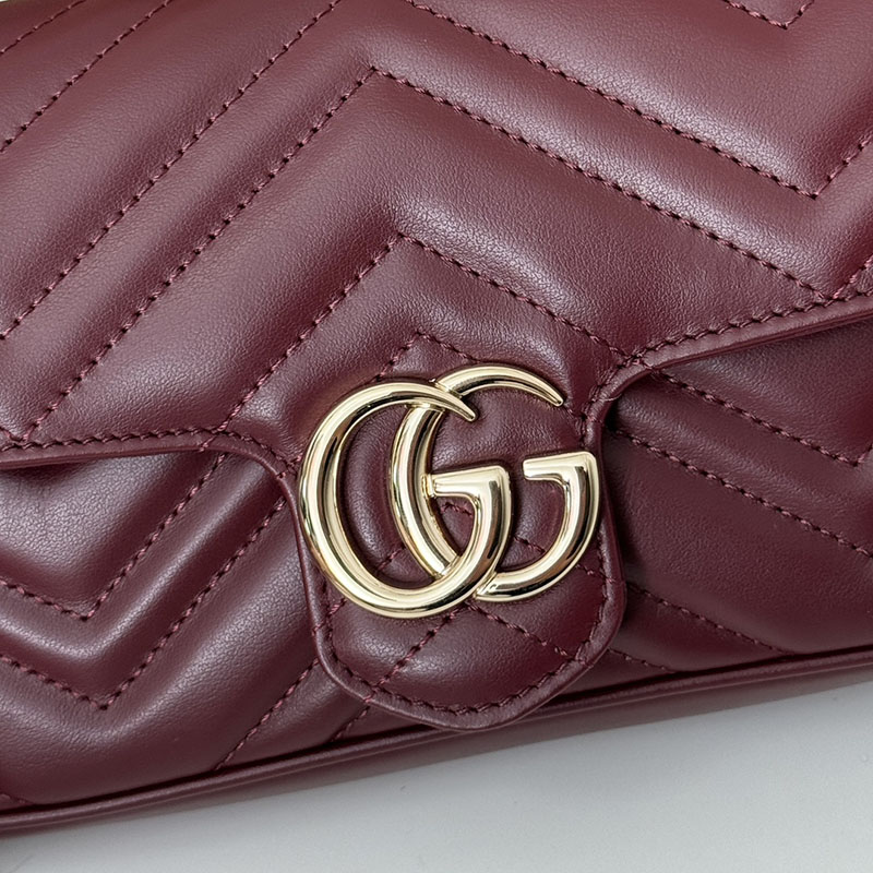 グッチ バッグ 新作 GUCCI GGマーモント スーパーミニバッグ 751526 AADQM 6241 ロッソ アンコーラ 流行り廃りのないブランドバッグ - 画像 (5)