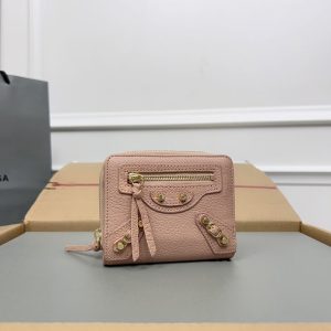 バレンシアガ ミニ財布 芸能人