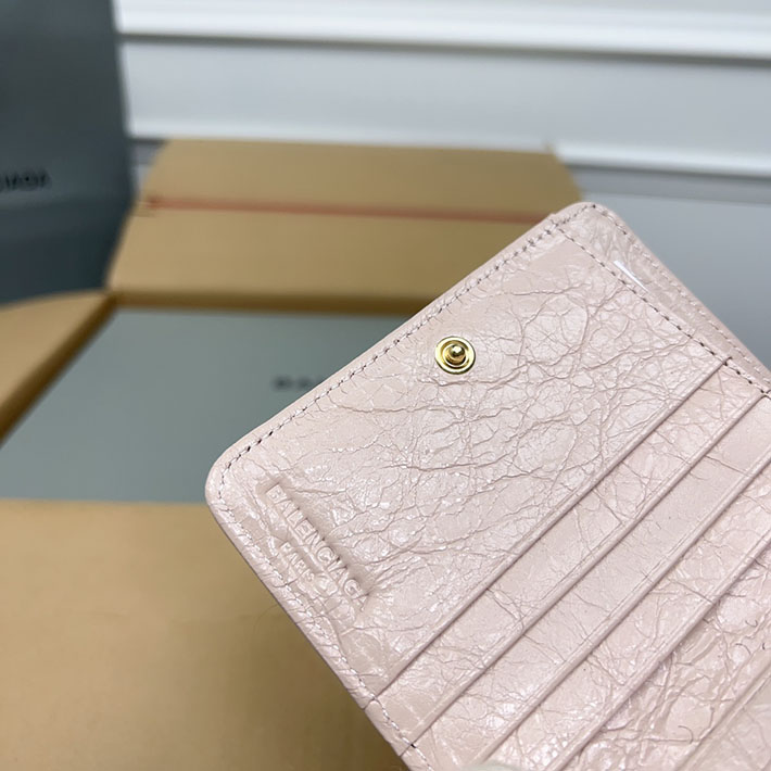 最高級 バレンシアガ財布コピー 二つ折り財布 クラシック 310699D940G5723 ペタルピンク ゴールド金具 バレンシアガ ミニ財布 アウトレット - 画像 (4)