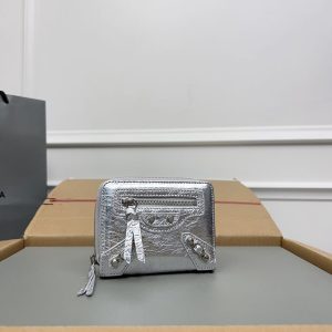 バレンシアガ 財布 シルバー