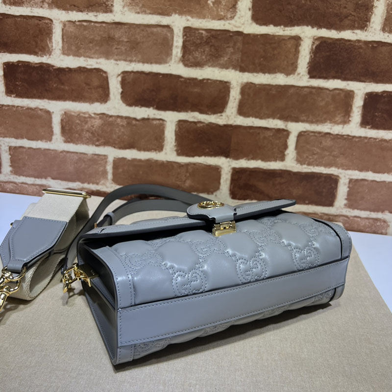 グッチ バッグ 新作 GUCCI GG MATELASSÉ SMALL SHOULDER BAG 724529 UM8HG 4946 ライトブルー ブランドバッグ アウトレット - 画像 (7)