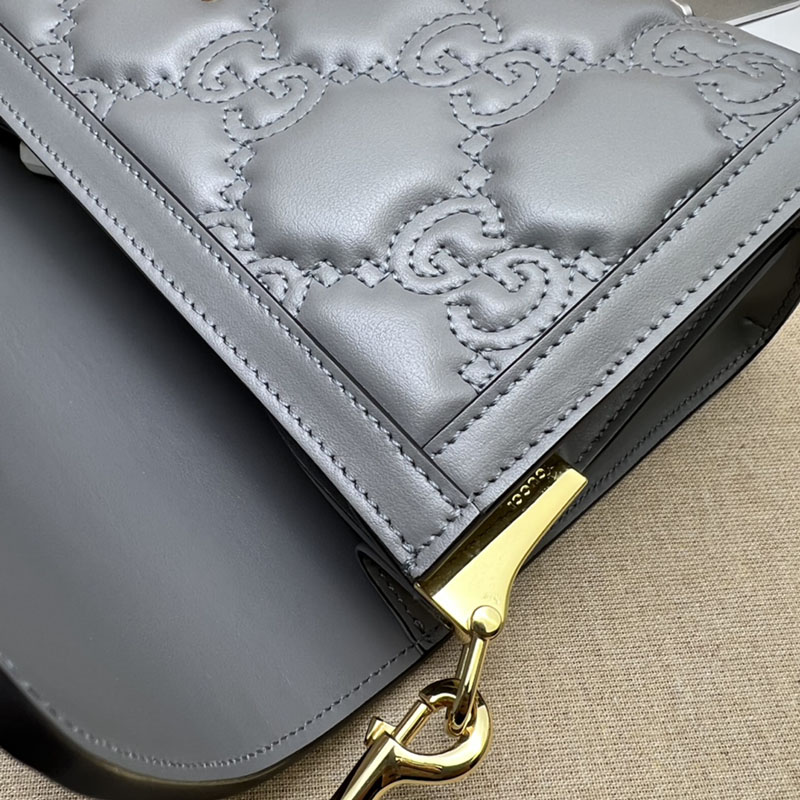 グッチ バッグ 新作 GUCCI GG MATELASSÉ SMALL SHOULDER BAG 724529 UM8HG 4946 ライトブルー ブランドバッグ アウトレット - 画像 (4)