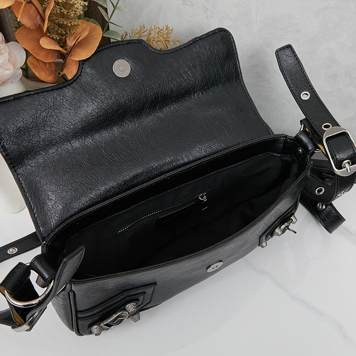 最高級 バレンシアガバッグコピー LE CAGOLE ミニ フラップバッグ 781911210KR1000 ブラック シルバー金具 バレンシアガ バッグ 人気メンズ - 画像 (2)