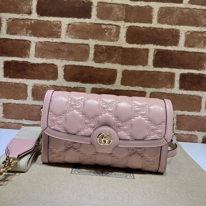 ブランドバッグ アウトレット