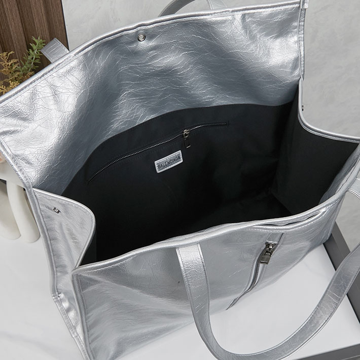 最高級 バレンシアガバッグコピー SHOPPER ガーメント トートバッグ 8116072ABH68110 シルバー シルバー金具 バレンシアガ トートバッグ メンズ - 画像 (2)