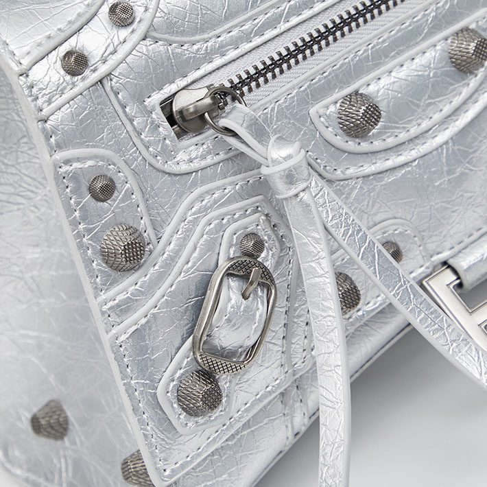 最高級 バレンシアガバッグコピー ショルダーバッグ LE CAGOLE XS Flap Bag 719082210KR8110 シルバー シルバー金具 バレンシアガ シティ 芸能人 - 画像 (5)