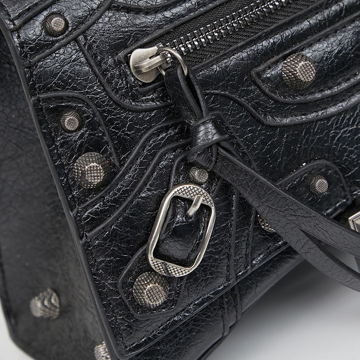 最高級 バレンシアガバッグコピー ショルダーバッグ LE CAGOLE XS Flap Bag 719082210KR1000 ブラック シルバー金具 バレンシアガ シティ 芸能人 - 画像 (5)