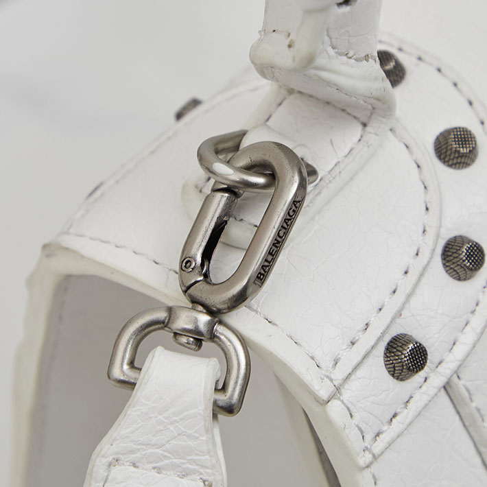 最高級 バレンシアガバッグコピー ショルダーバッグ LE CAGOLE XS Flap Bag 719082210KR9104 ホワイト シルバー金具 バレンシアガ シティ 芸能人 - 画像 (4)