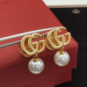 もらって 嬉しいピアス ブランド