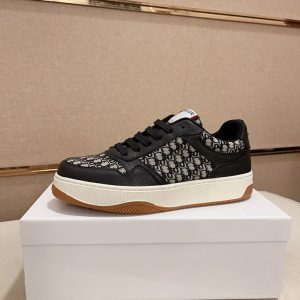 ディオール スニーカー 激安