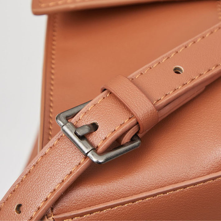 最高級 バレンシアガバッグコピー HOURGLASS HINGE ミディアムハンドバッグ 7612112AAVC2630 キャメル シルバー金具 バレンシアガアウトレット店舗 - 画像 (4)