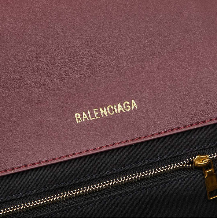 最高級 バレンシアガバッグコピー HOURGLASS HINGE ミディアムハンドバッグ 7612112AAVC6034 バーガンディ ゴールド金具 バレンシアガ 人気バッグ - 画像 (3)