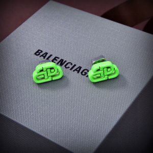 バレンシアガ ピアス フープ