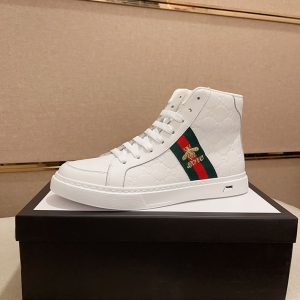 グッチ スニーカー コラボ