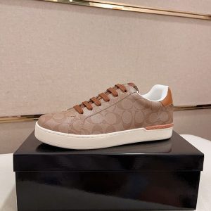 コーチ スニーカー人気