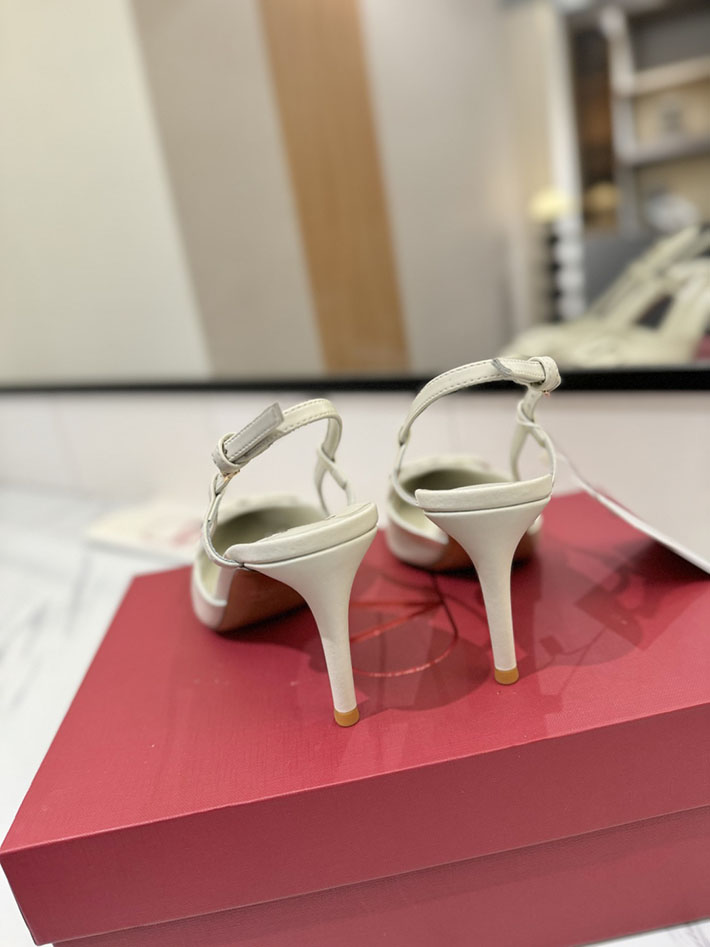 最高級ヴァレンティノスーパーコピー ヴァレンティノサンダルコピー VALENTINO 靴 2517330 ホワイト チャンキーヒール サンダル 歩きやすい - 画像 (3)