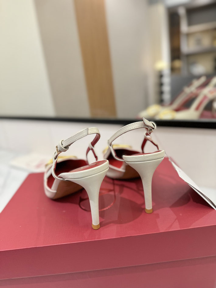 最高級ヴァレンティノスーパーコピー ヴァレンティノサンダルコピー VALENTINO 靴 2517331 ホワイト/レッド チャンキーヒール サンダル ブランド - 画像 (2)