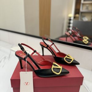 チャンキーヒール サンダル ブランド