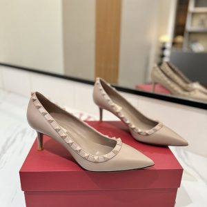 ヴァレンティノ風 パンプス