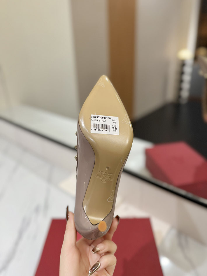 最高級ヴァレンティノスーパーコピー ヴァレンティノパンプスコピー VALENTINO 靴 2517339 ダスティピンク ヴァレンティノ風 パンプス - 画像 (2)