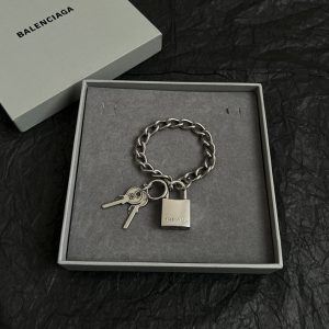 ブレスレット ブランド 人気