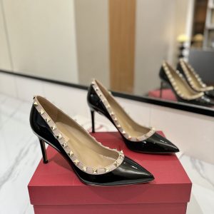 ヴァレンティノ パンプス 黒
