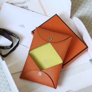 エルメス カルヴィ 公式