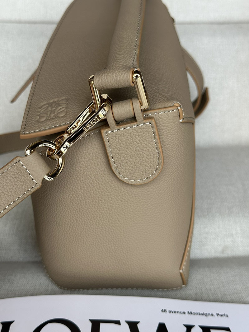 ロエベ 使いやすいバッグ LOEWE パズルバッグ スモール A510P60X30-2150 サンド ゴールド金具 - 画像 (7)