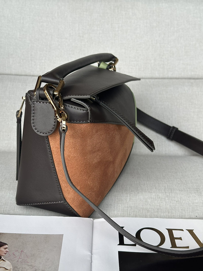 ロエベ ショルダーバッグ 人気 LOEWE パズルバッグ-スモール A510P60X94-4522 チョコレート/タン ゴールド金具 - 画像 (9)