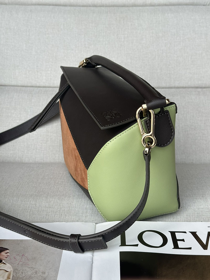 ロエベ ショルダーバッグ 人気 LOEWE パズルバッグ-スモール A510P60X94-4522 チョコレート/タン ゴールド金具 - 画像 (7)