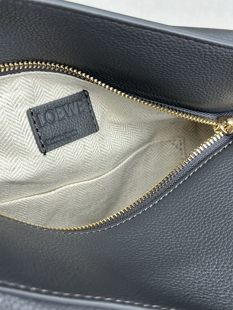 ロエベ 使いやすいバッグ LOEWE パズルバッグ スモール A510P60X30-5544 ディープネイビー ゴールド金具 - 画像 (3)