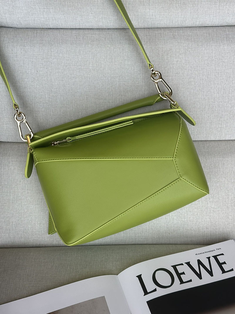 レディース ロエベ バッグ 人気 LOEWE パズルバッグ スモール A510P60X41-6905 グリーンビーン ゴールド金具 - 画像 (9)